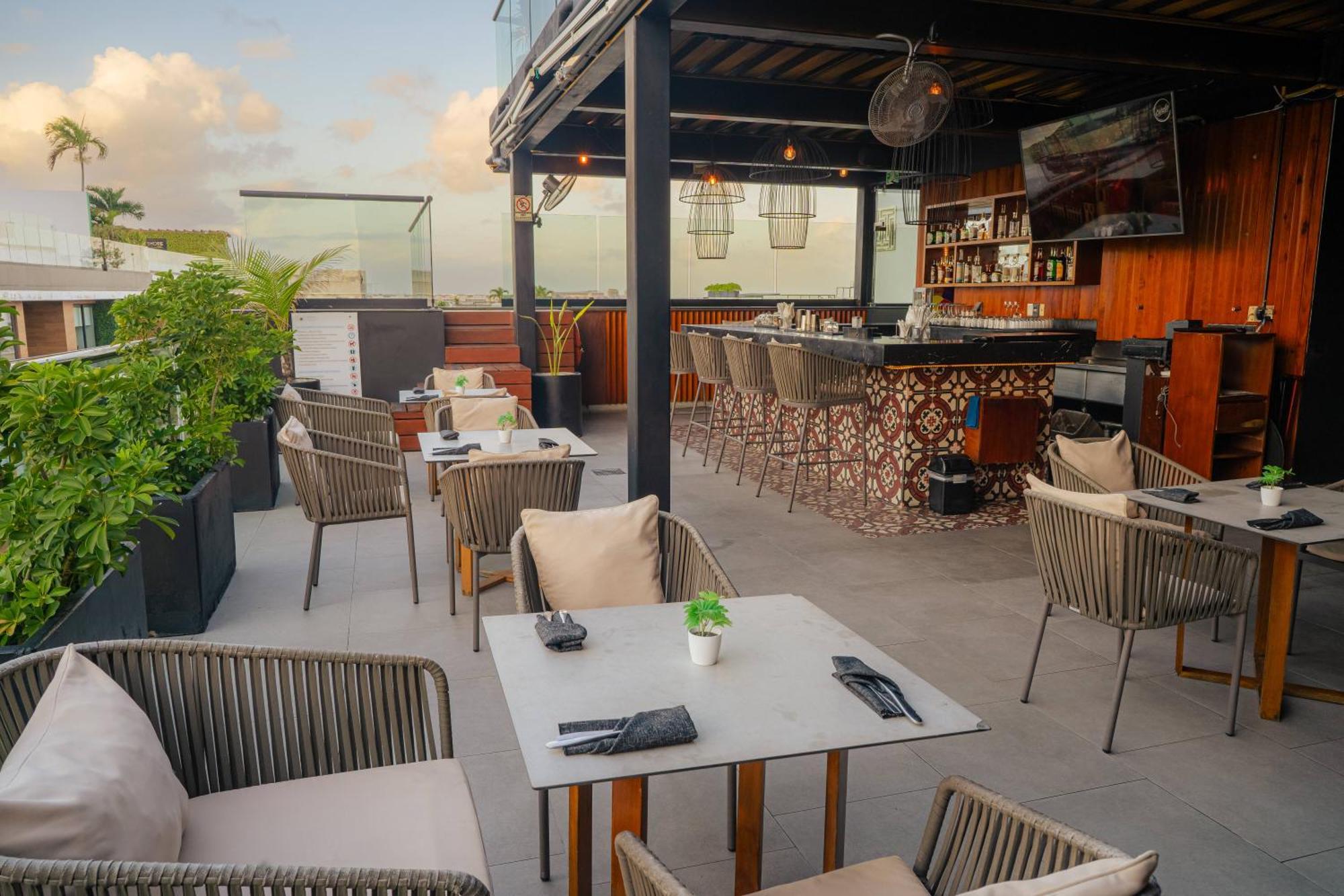 It Boutique Hotel & Restaurant Playa del Carmen Exterior photo